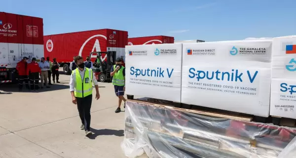 Arrival_of_Sputnik_V_to_Argentina_01