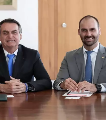 jair-bolsonaro-eduardo-bolsonaro-1