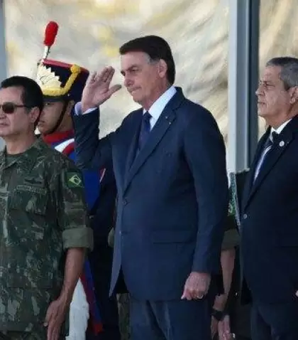 el-presidente-brasileno-jair-bolsonaro___meo4ojHPC_640x361__1