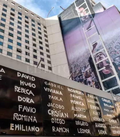 el-acto-contara-testimonios-sobrevivientes-familiares-las-victimas-fatales-y-el-mensaje-del-presidente-amia