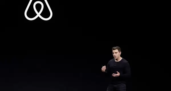 brian-chesky-airbnb-2156045