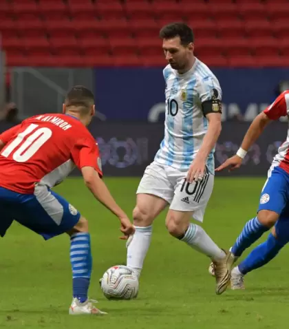 messi-paraguay-scaled
