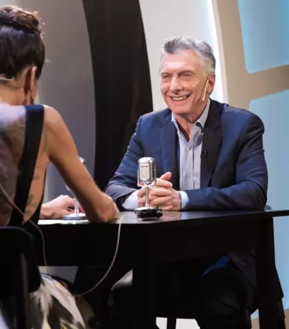 mauricio-macri-juana-viale-scaled
