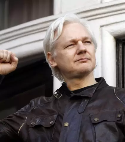 assange_apnews-scaled