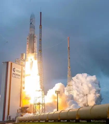 Webb_liftoff_on_Ariane_5-scaled