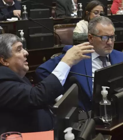 12-05-2022_el_senado_comenzo_la_sesion-scaled