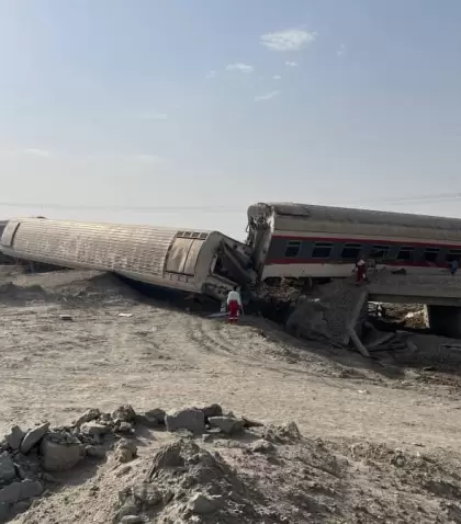 tren_descarrilamiento_iran_apnews
