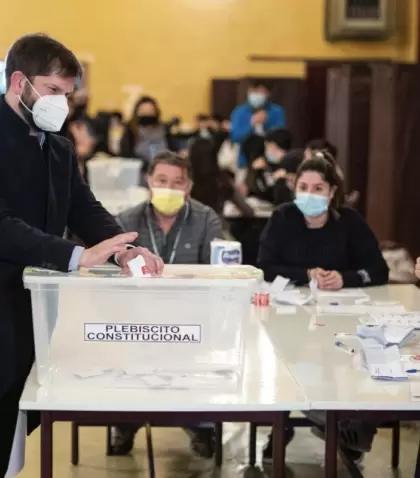 boric-vota