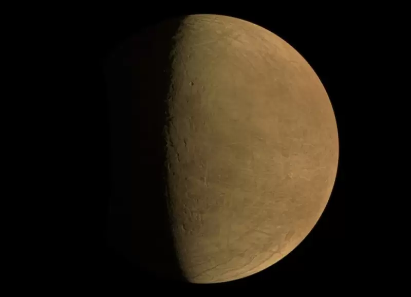 Europa-Luna-de-Jupiter-NASA-Juno-scaled-1