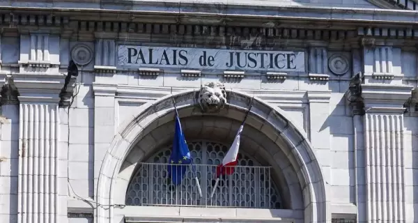 palais-de-justice-francia