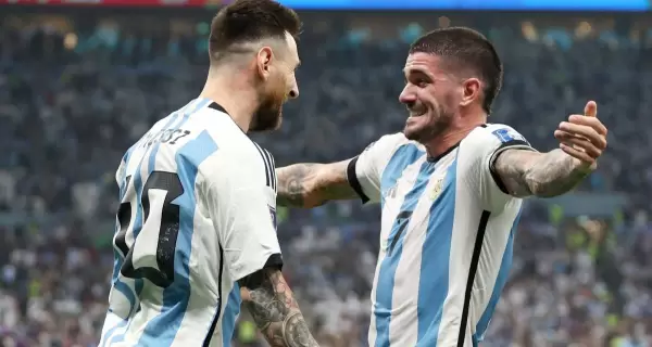 Messi-y-De-Paul-Semifinales-Copa-del-Mundo-2022-1-scaled