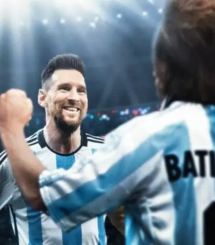 Messi-Batistuta-e1670673715318