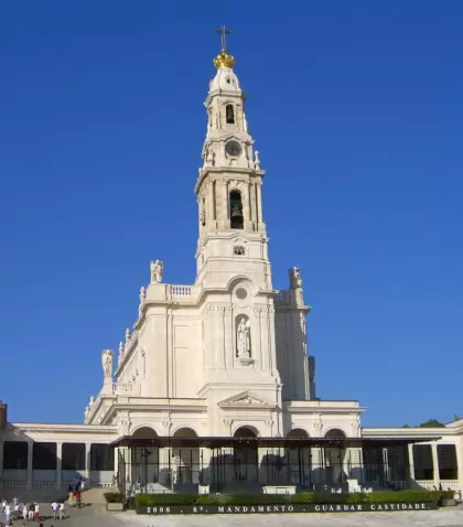iglesia_fatima_portugal_pxhere-scaled