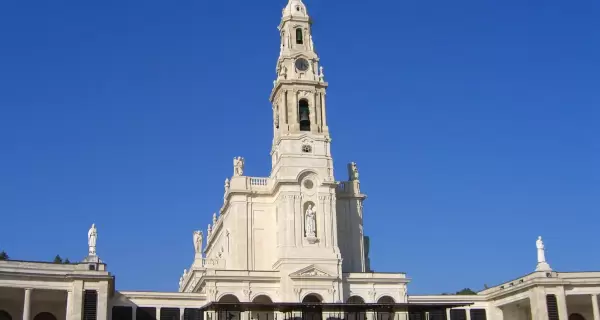 iglesia_fatima_portugal_pxhere-scaled