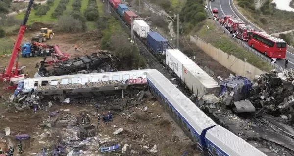 tren_grecia_accidente_AP