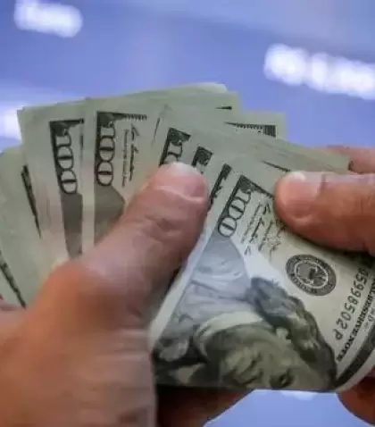 el-dolar-blue-se-mantiene___NLhKqpZRL_640x361__1