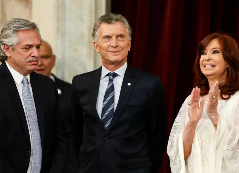 cristina_fernandez_kirchner_alberto_fernandez_mauricio_macri-scaled