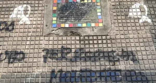 pintadas_escuela_claudia_falcone
