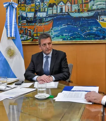 sergio-massa-daniel-scioli-ministerio-economia-reunion-junio