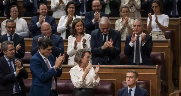 feijoo_espana_investidura_AP