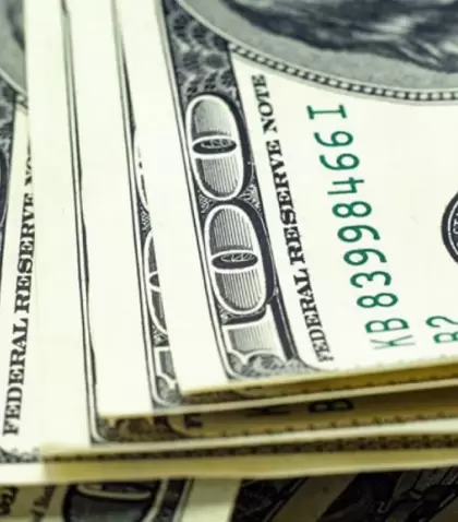 9591-el-dolar-se-dispara-a-43-y-se-acerca-a-su-maximo-historico-1024x576-1