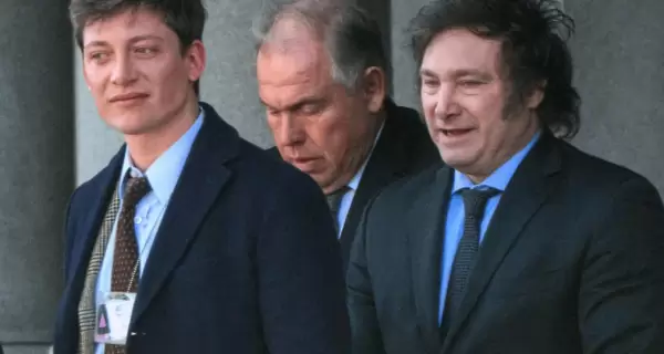 Santiago Caputo y Javier Milei
