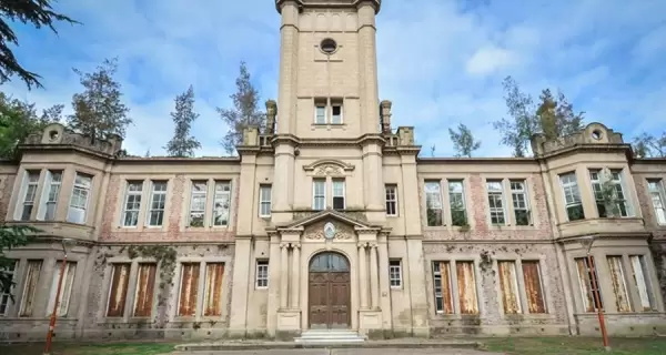 El Instituto Pellegrini de Pilar, donde tendrá sede la Universidad