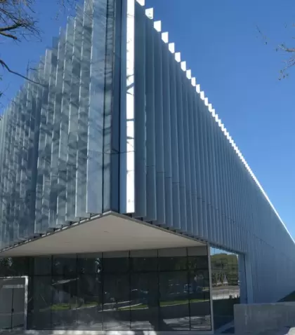 "Cero + Infinito", el edificio de la Facultad de Ciencias Exactas y Naturales de la UBA inaugurado en 2021.