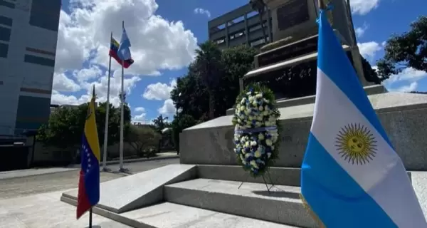 La Embajada de Argentina en Venezuela durante un acto en conmemoracin del General Jos de San Martn en un aniversario de su paso a la inmortalidad