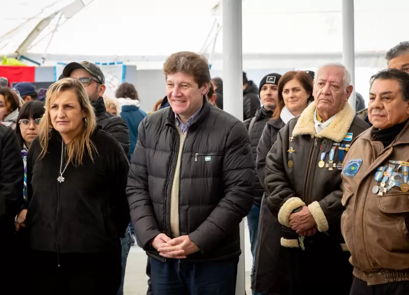 El fueguino Melella particip el sbado de la apertura de la Carpa de Ushuaia de los veteranos de Malvinas.