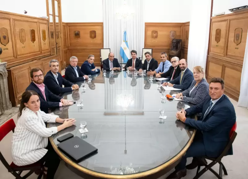 La reunin del ministro del Interior, Guillermo Francos, y el jefe de Gabinete, Nicols Posse, con diputados de Hacemos Coalicin Federal.