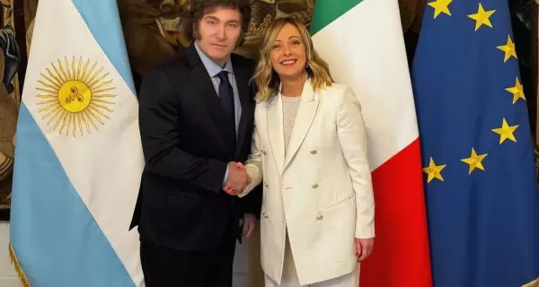 Javier Milei y la italiana Giorgia Meloni, cuyo espacio poltico se impuso ayer en su pas con el 28,8% de los votos, en un encuentro en febrero.