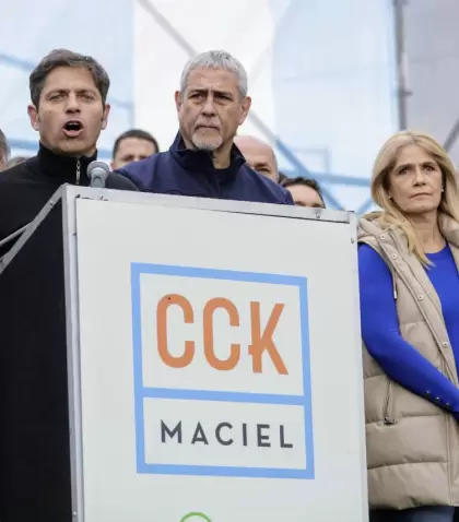 El gobernador de la provincia de Buenos Aires, Axel Kicillof, en la inauguracin del Centro Cultural Kirchner en Avellaneda el 27 de abril.