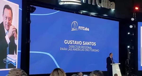 Gustavo Santos en la Feria Internacional de Turismo en Cuba