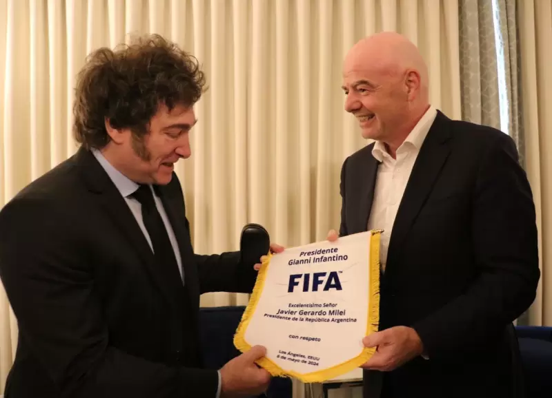 El presidente Javier Milei con el titular de la FIFA, Gianni Infantino.