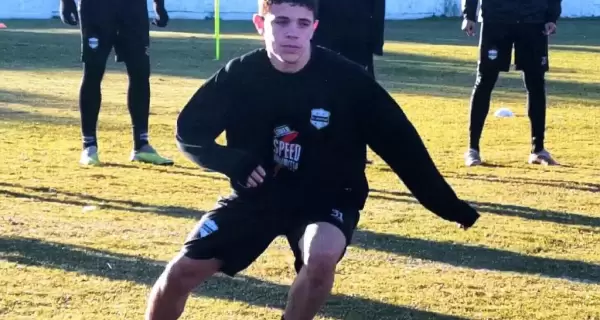 Mateo Apolonio, el jugador ms joven en debutar en el ftbol argentino.