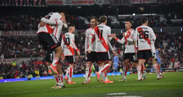 Los festejos de River tras su triunfo 3-0 ante Belgrano por la �ltima fecha de la Liga Profesional.