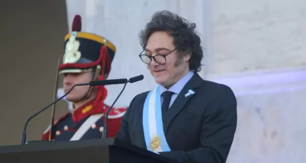 El presidente Javier Milei en el Cabildo de la ciudad de Crdoba en el acto por el 25 de mayo.