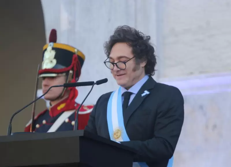 El presidente Javier Milei en el Cabildo de la ciudad de Crdoba en el acto por el 25 de mayo.