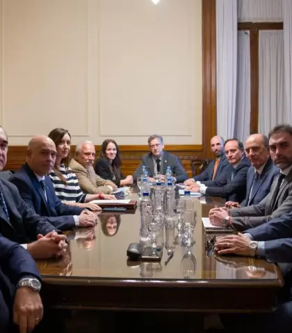 Francos, Villarruel, Rolandi y los senadores "dialoguistas".