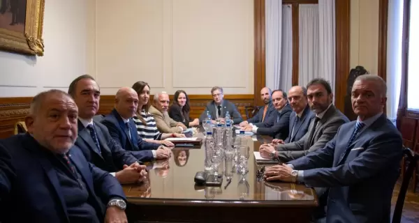 Francos, Villarruel, Rolandi y los senadores "dialoguistas".