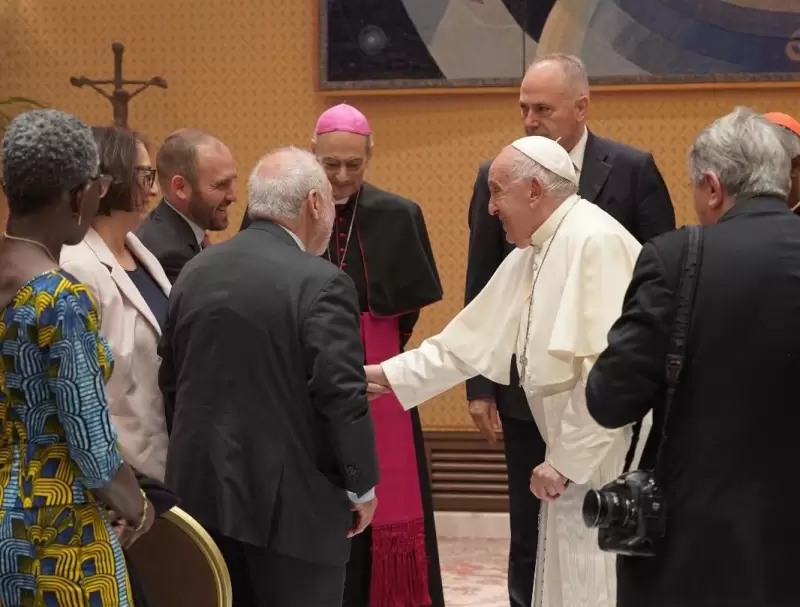 El encuentro de Francisco con Martn Guzmn