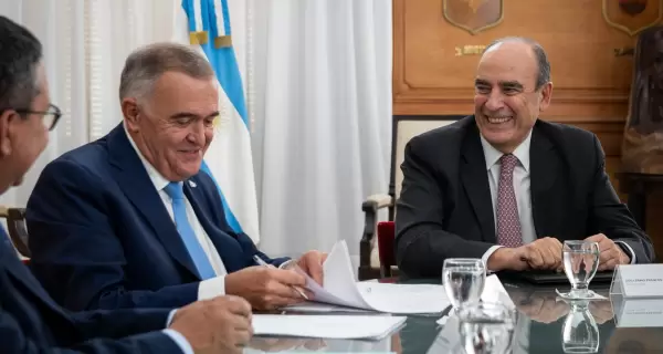 El gobernador de Tucum�n, Osvaldo Jaldo, junto al jefe de Gabinete, Guillermo Francos.