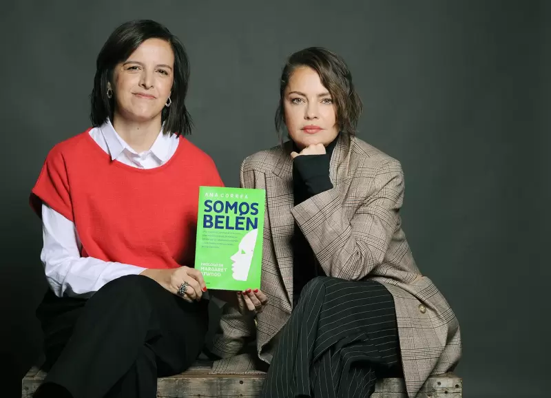 La escritora Ana Correa junto a la actriz Dolores Fonzi, quien dirigir y protagonizar el largometraje basado en su libro 'Somos Beln'