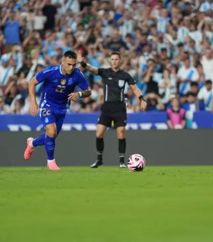 Lautaro toma carrera para poner el 2-1