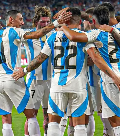 El festejo de la Seleccin Argentina tras el triunfo frente a Chile por la Copa Amrica.