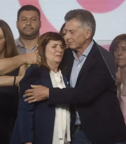 Patricia Bullrich y Mauricio Macri, en el bnker de Juntos por el Cambio en 2023 tras la derrota en las elecciones.