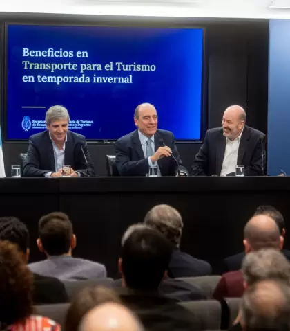 Daniel Scioli, Luis Caputo, Guillermo Francos, Federico Sturzenegger y Franco Mogetta.