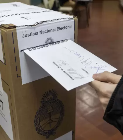 El Gobierno haba sacado la reforma electoral de la Ley Bases para lograr su aprobacin.