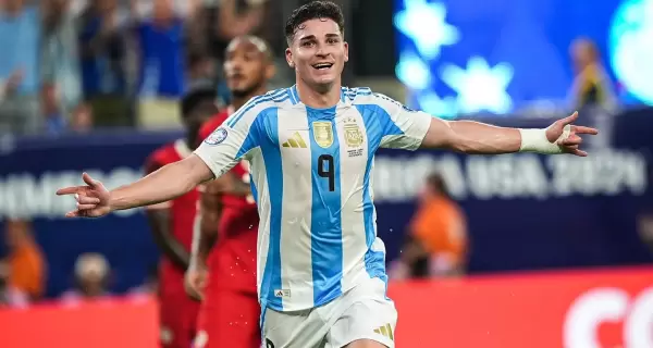 Juli�n �lvarez es uno de los convocados para jugar en los Juegos Ol�mpicos Par�s 2024